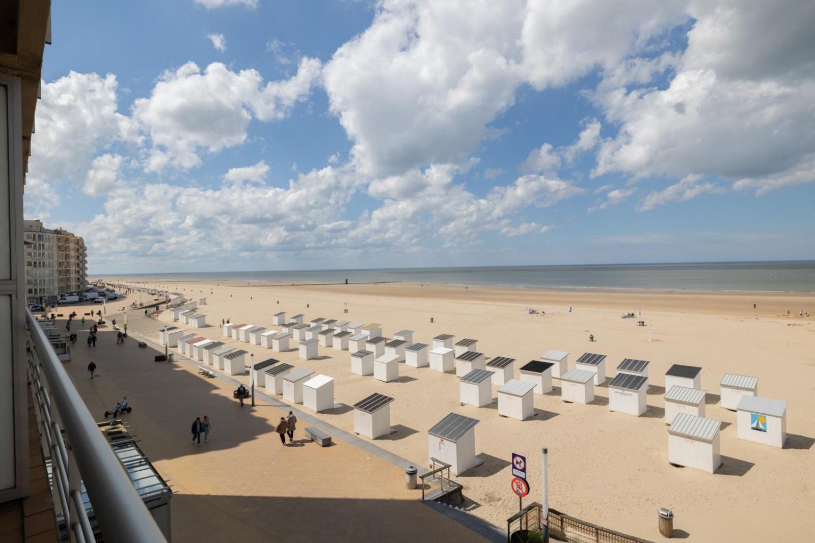 Luxury Family Apartment With Seaview And Jacuzzi Bathtub T48 Oostende Exterior foto